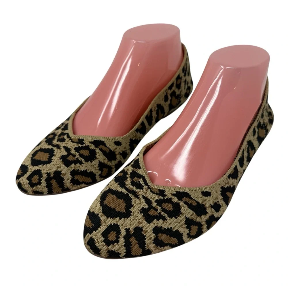 Skechers Cleo Women’s Size 9 Natural Animal Print Flats leopard print shoes